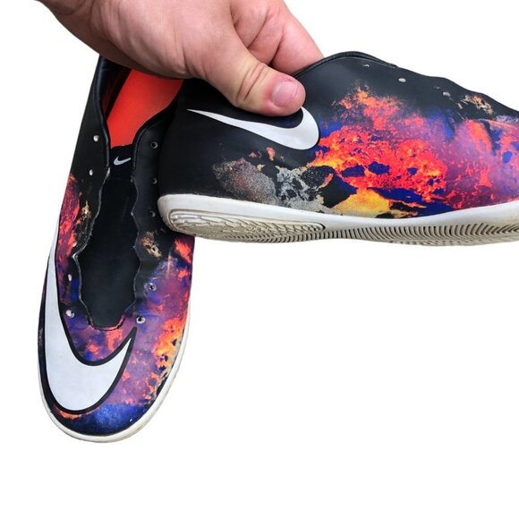 2015 Murcurial Victory 5 CR7 'Black Total Crimson' Size 9.5 - Picture 5 of 8